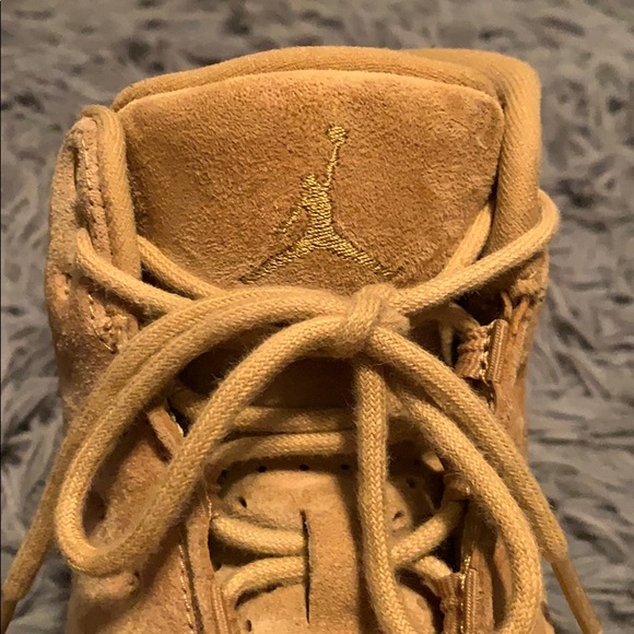 Jordan Retro 13 “Wheat” - Picture 2 of 4